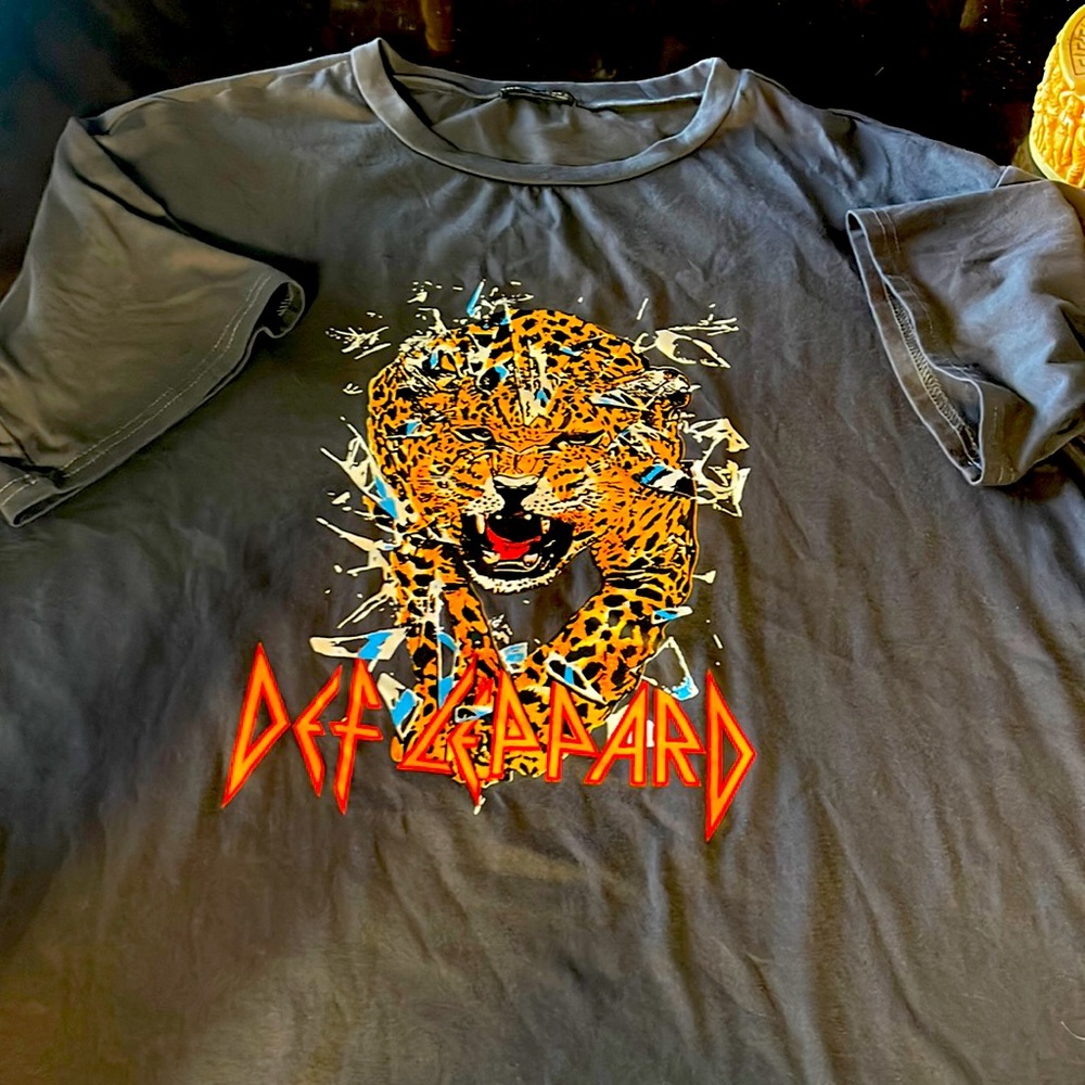Def Leppard ladies t shirt